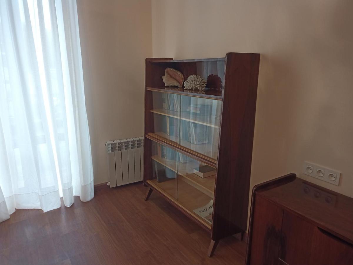Spacious One Bedroom Apartment In The City Centre Єреван Екстер'єр фото